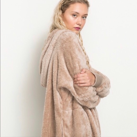 143rd Style Hau Jackets & Blazers - OS Teddy Fuzzy Fleece Cardigan Super Soft Taupe